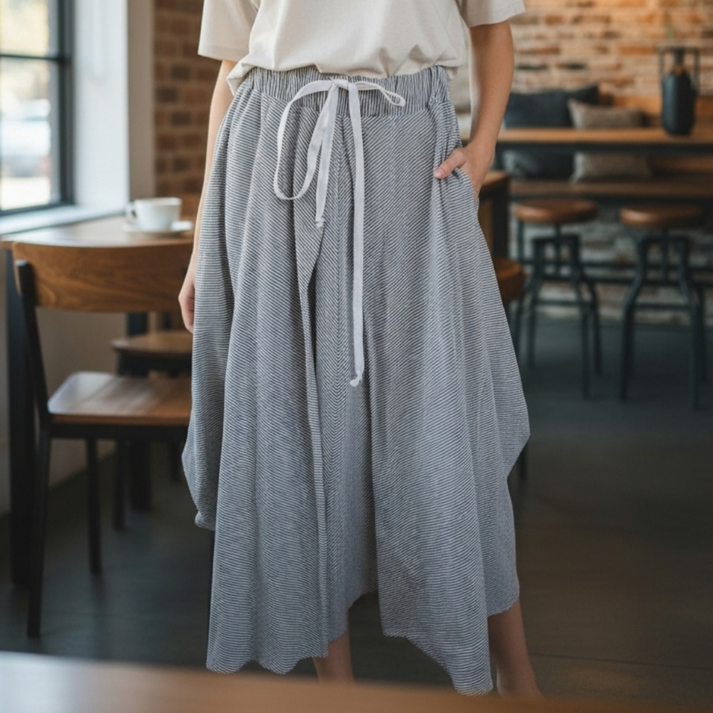ETHIYRIA GRAY & WHITE Elegant  Women's Skirt
